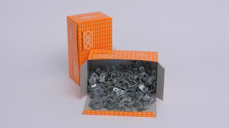 Cable and pipe spacer clip 733 FT